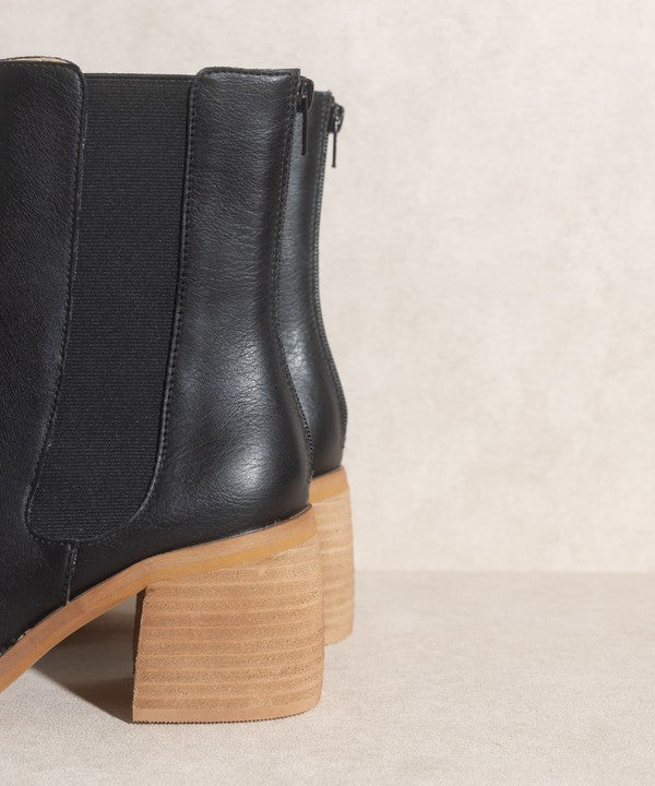 Olivia - Chelsea Heel Boots